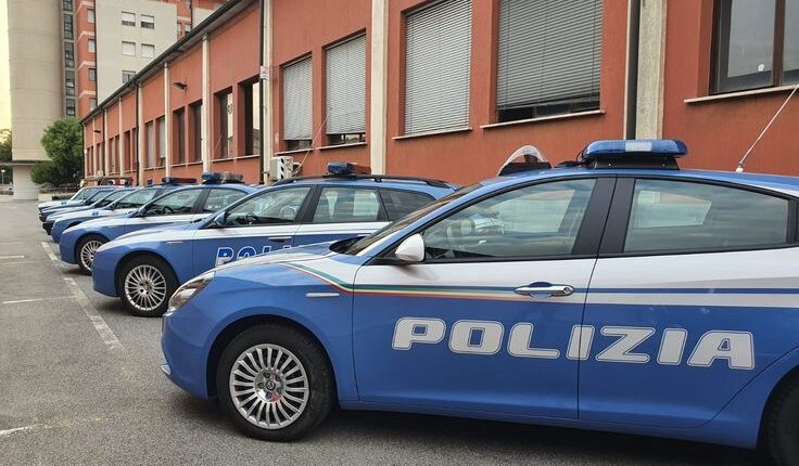 Bolzano: Tenta di far entrare illegalmente in Italia 7 connazionali, arrestato 24enne per favoreggiamento dell'immigrazione clandestina