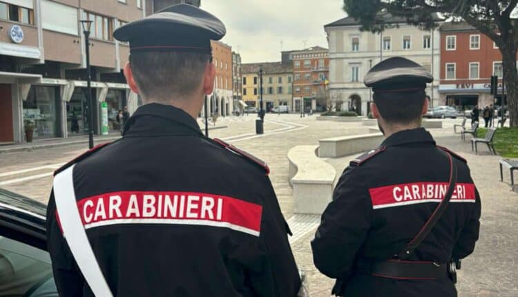 Portomaggiore: Aggredisce con spintoni, calci e sputi i Carabinieri, arrestato 45enne