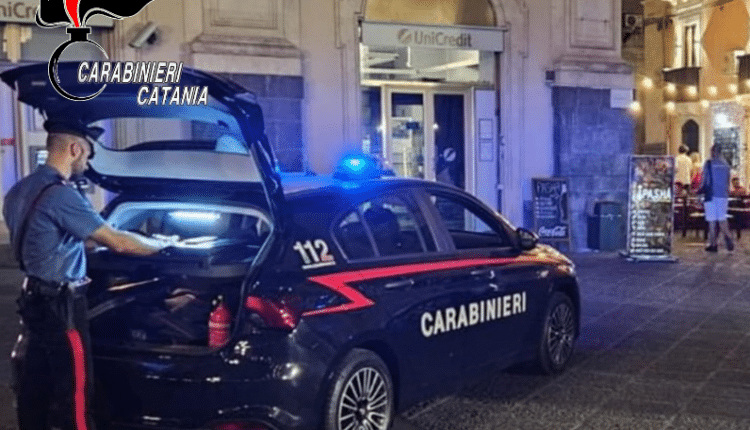 Belpasso: A spasso sullo scooter invece che ai domiciliari. 56enne e 24enne arrestati dai Carabinieri