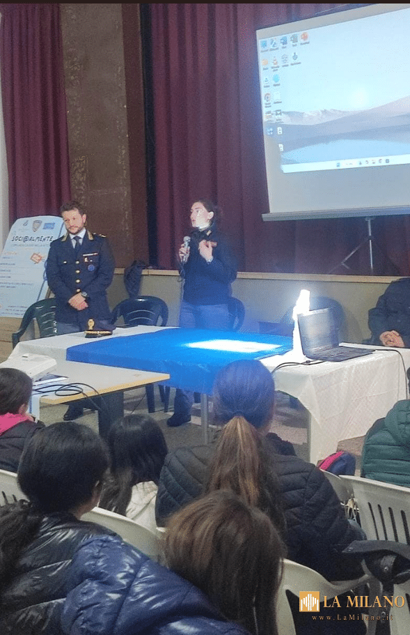 Giornata nazionale contro il bullismo. La Polizia incontra 500 ragazzi nelle scuole di Tricase e San Cassiano.