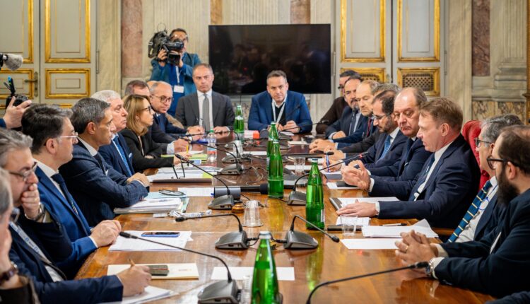 Lotta alla Xylella: al Masaf il primo tavolo con tutti gli attori della filiera, Ministro Lollobrigida: "stop alla gestione emergenziale, servono interventi strutturali”