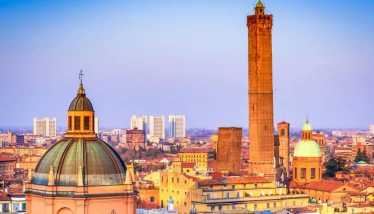 Bologna cresce: più abitanti, giovani e nascite nel 2024. I dati demografici dimostrano che la città attira giovani e registra più nascite