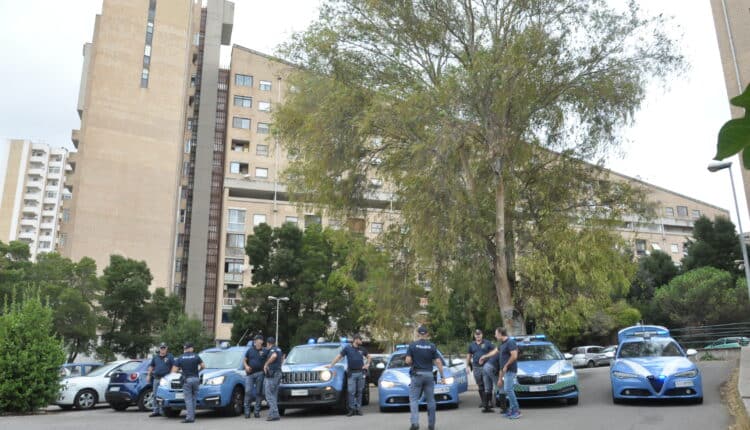 Latina: Polizia di Stato ferma i 2 presunti responsabili dell'accoltellamento di uno straniero, avvenuto la settimana scorsa in pieno centro