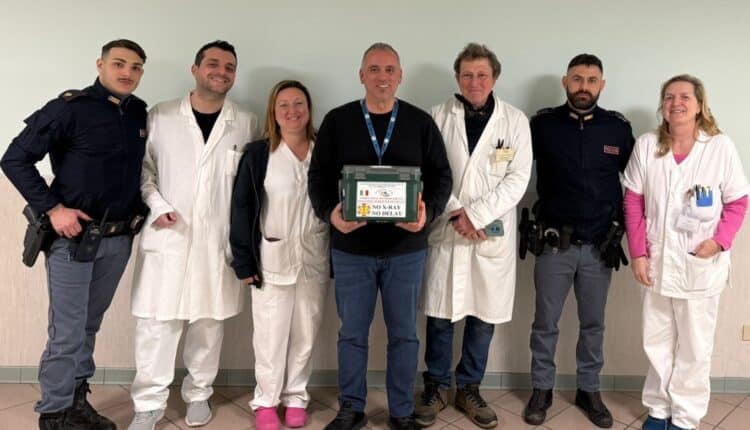 Roma: Missione Salvavita dall'Aeroporto di Fiumicino al Policlinico Tor Vergata. La Polizia di Stato assicura la scorta alla "scatolina della vita" proveniente dalla Germania