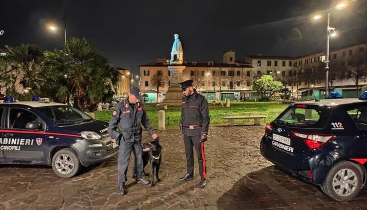 Livorno: Disarticolate dai Carabinieri 2 "centrali di spaccio" in centro città. Arrestato 40enne in possesso di oltre 1,2 kg di cocaina e quasi 5.000 euro in contanti