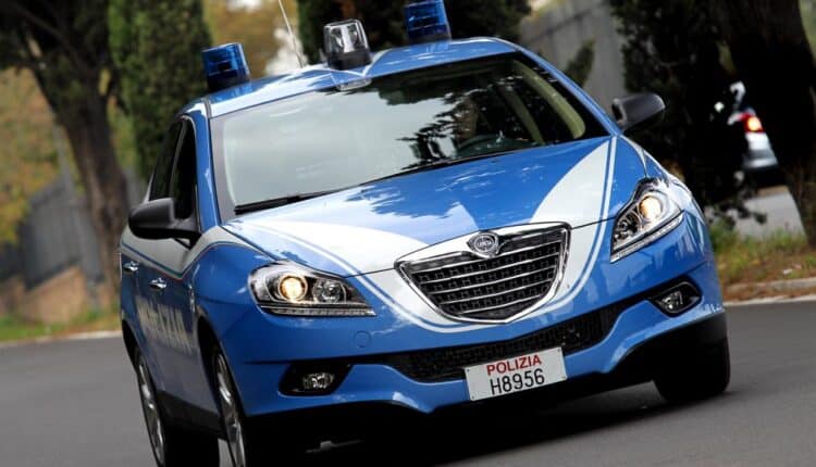 Bologna: Rinvenute cocaina ed eroina al Giardino Graziella Fava. Denunciato un uomo per resistenza, ricettazione e rifiuto delle generalità