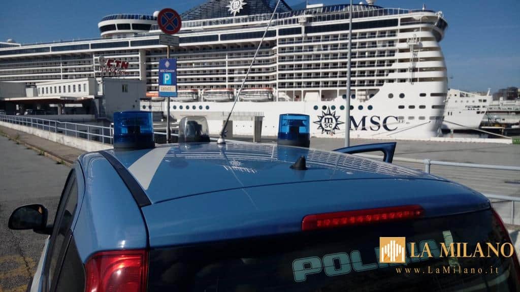 Genova: traffico internazionale di auto, Mercedes rubata bloccata in Porto