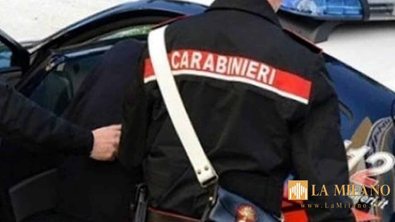 Bologna: 19enne arrestato per atti persecutori nei confronti dell'ex compagna
