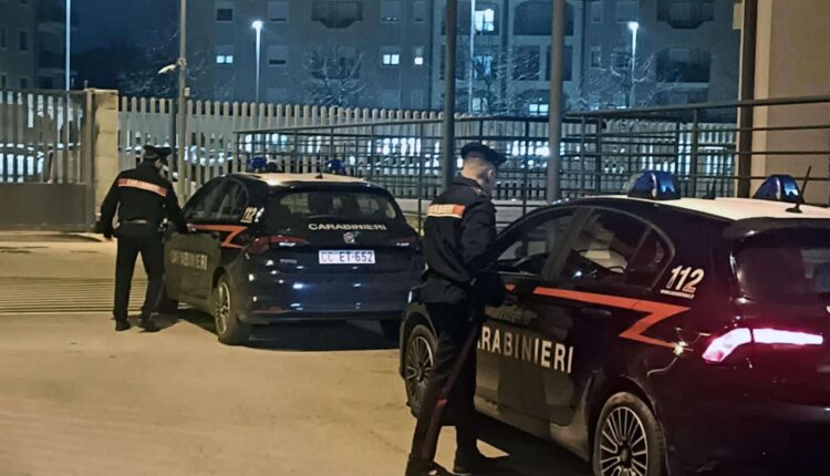 Tolentino: Rissa nei pressi di un bar, sei gli arrestati