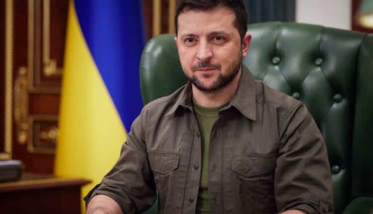 Ucraina-Russia: Zelensky "sono pronto a dimettermi immediatamente se l'Ucraina entra nella Nato"