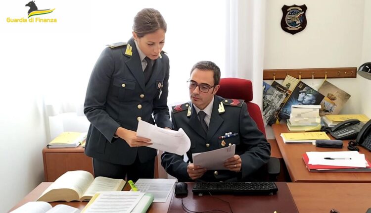 Milano: frode fiscale nell'hinterland milanese, sequestrati beni per oltre 16 milioni di euro per reati fiscali e somministrazione illecita di manodopera