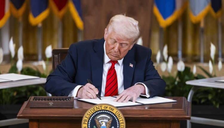 Trump e i dazi: possibile marcia indietro su auto e farmaci, ma non per tutti