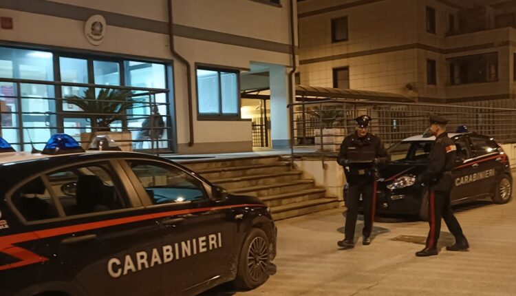 Tolentino, 20enne esce di strada: positivo ad alcol e cocaina
