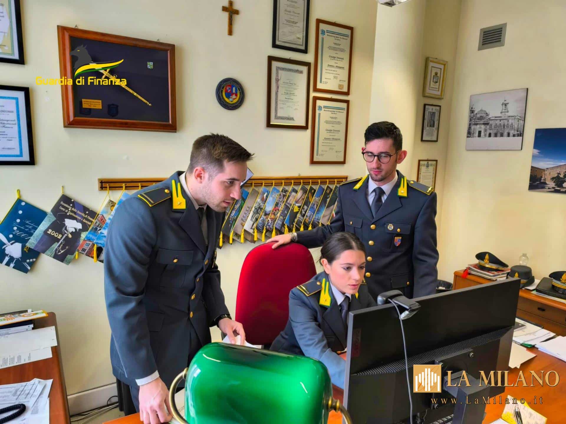 Bologna: Maxi-evasione fiscale con il sistema delle partite IVA "apri e chiudi". Sequestrati 6 immobili e beni di lusso per oltre 2 milioni di euro