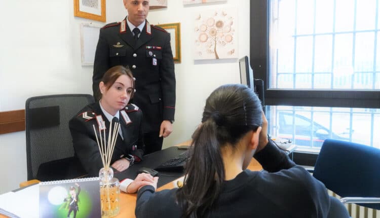 San Lazzaro di Savena, picchia la compagna e minaccia di ucciderla: divieto di avvicinamento per un 20enne