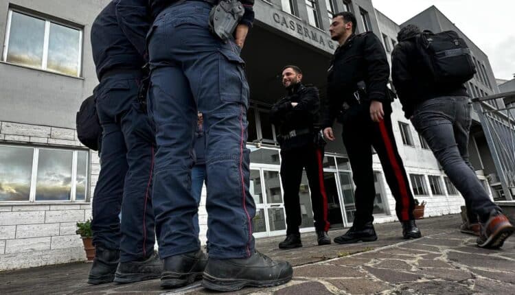 Maxi-operazione dei Carabinieri di Ancona: un uomo arrestato per spaccio e una pizzeria chiusa per gravi carenze igieniche