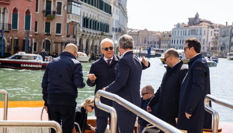 Più sicurezza sulle strade del Veneto: firmato protocollo per videosorveglianza avanzata, Zaia: “Veneto laboratorio di sicurezza”