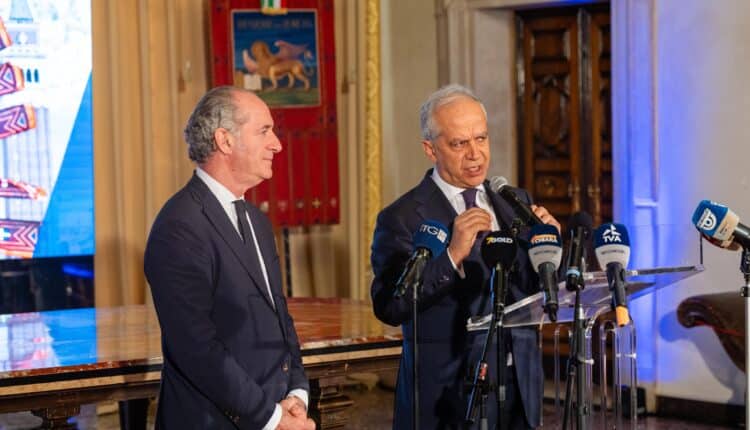 Più sicurezza sulle strade del Veneto: firmato protocollo per videosorveglianza avanzata, Zaia: “Veneto laboratorio di sicurezza”