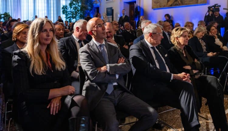 Più sicurezza sulle strade del Veneto: firmato protocollo per videosorveglianza avanzata, Zaia: “Veneto laboratorio di sicurezza”