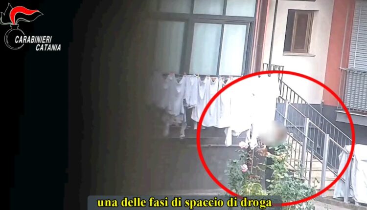 Riposto: Operazione Caronte. 10 persone, di cui 2 minorenni, arrestate dai Carabinieri per spaccio