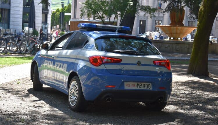 Polizia Bolzano: Soccorsa giovane in gravidanza grazie all'intervento delle Volanti