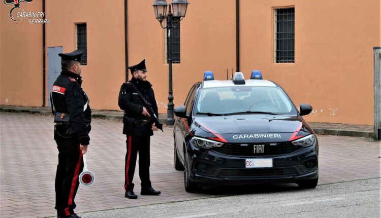 Cento: Viola il divieto di avvicinamento alla ex moglie. 47enne arrestato dai Carabinieri