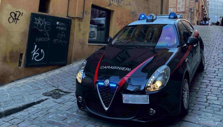 Macerata: Straniero denunciato dai Carabinieri per truffa aggravata ai danni dello Stato