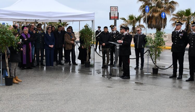 Trapani, inaugurato un dipinto in onore delle vittime innocenti di mafia