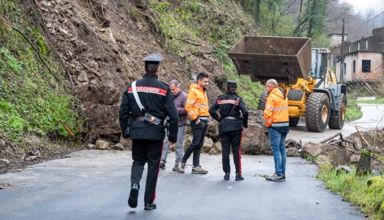 Soccorsi e autorità in azione: monitoraggio continuo su fiumi e dissesti idrogeologici, allerta arancione in Emilia-Romagna e gialla in Veneto