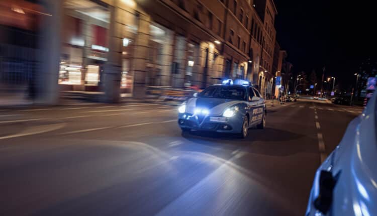 Bolzano: entra in una pizzeria e aggredisce i gestori, pregiudicato bolzanino denunciato