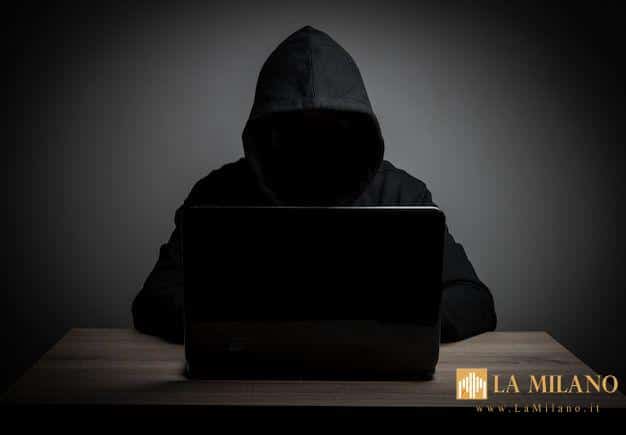 Prostituzione minorile e Violenza sessuale: Arrestati 2 uomini, adescavano minori al parco e su piattaforme di gioco online