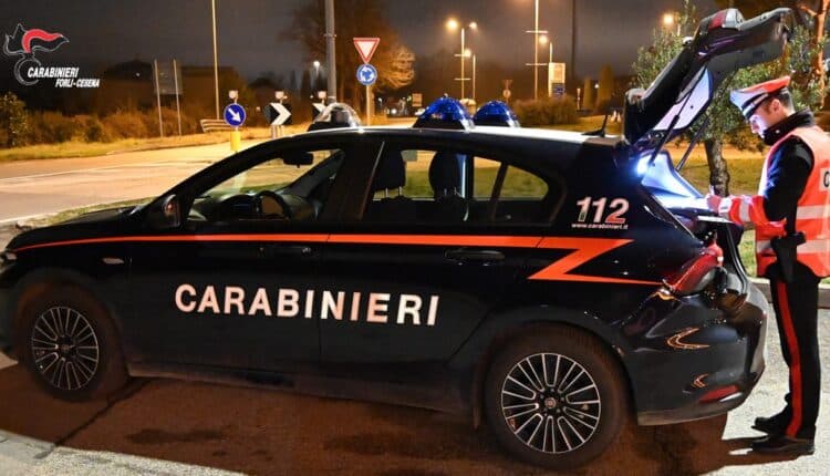 Cesena, arrestato per maltrattamenti e lesioni aggravate alla compagna
