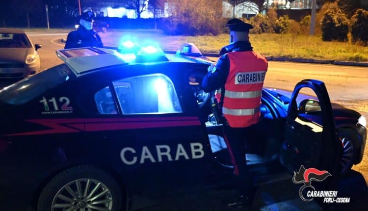 Cesena: Controlli straordinari dei Carabinieri, 4 denunce ed 8 segnalazioni per stupefacenti