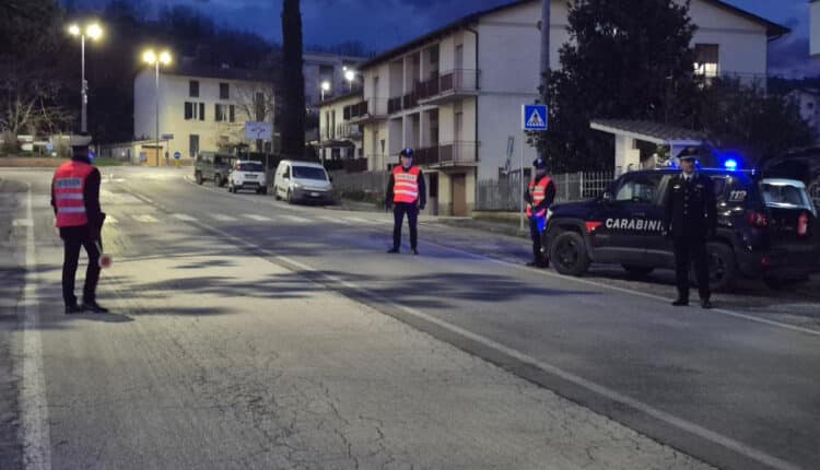 Città di Castello: Controlli serrati dei Carabinieri con arresti e denunce