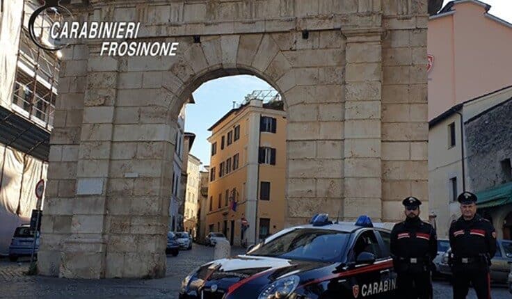 Fiuggi: Evade dai domiciliari e viola il divieto di avvicinamento al suo ex marito. 49enne arrestata dai Carabinieri di Anagni