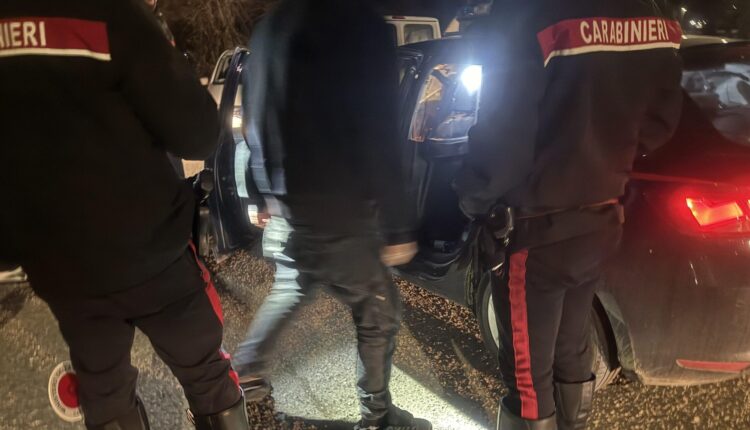 Perugia: 28enne sorpreso e arrestato dai Carabinieri mentre tenta di rubare in un appartamento