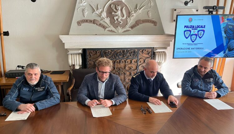 Vicenza, operazione antidroga a Campo Marzo: denunciato un pusher, segnalato un consumatore