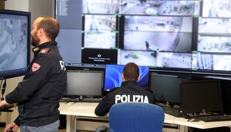 Furti in abitazione nella Valchiavenna: Tre arresti e Foglio di Via Obbligatorio per i responsabili