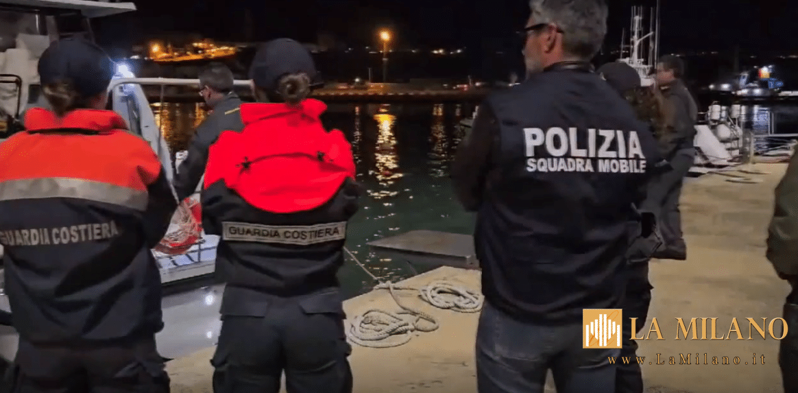 Agrigento: favoreggiamento dell'immigrazione clandestina, arrestato scafista egiziano