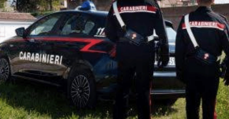 Villafranca Tirrena: minaccia di lanciarsi dalla finestra di un ufficio comunale, 62enne salvato dai Carabinieri