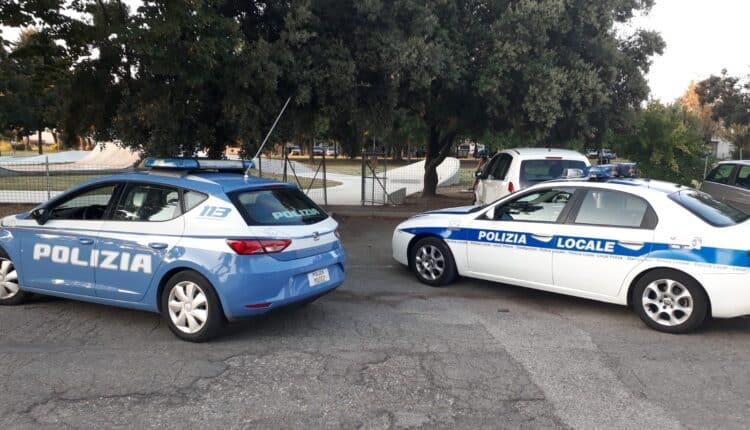 Massa Lombarda: Blitz della Polizia di Stato e della Polizia di Lugo. Denunciati ed espulsi occupanti abusivi