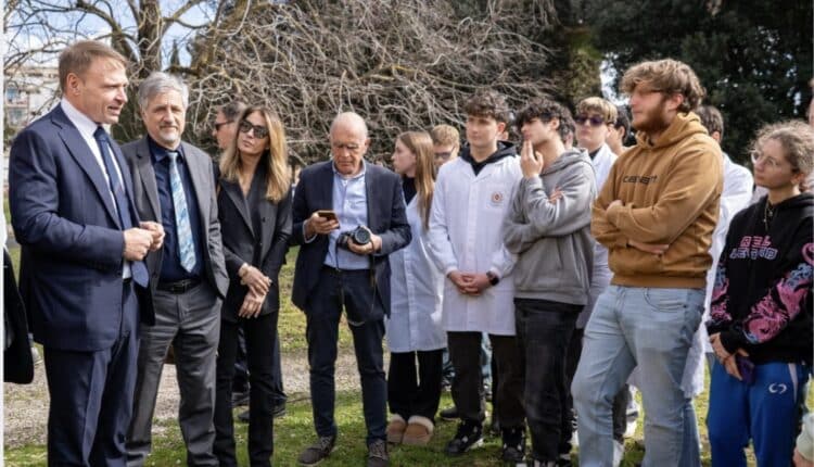 Ministro Lollobrigida a Grosseto, la visita all’Istituto Leopoldo II di Lorena: "scuole agrarie e alberghiere cruciali per l'innovazione e la tradizione italiana”