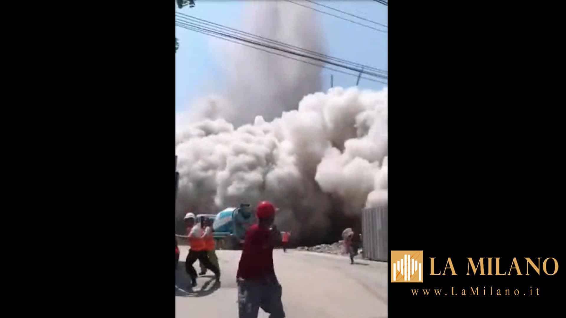 Bangkok e Mandalay devastate dal terremoto: crolli, dispersi e stato di emergenza