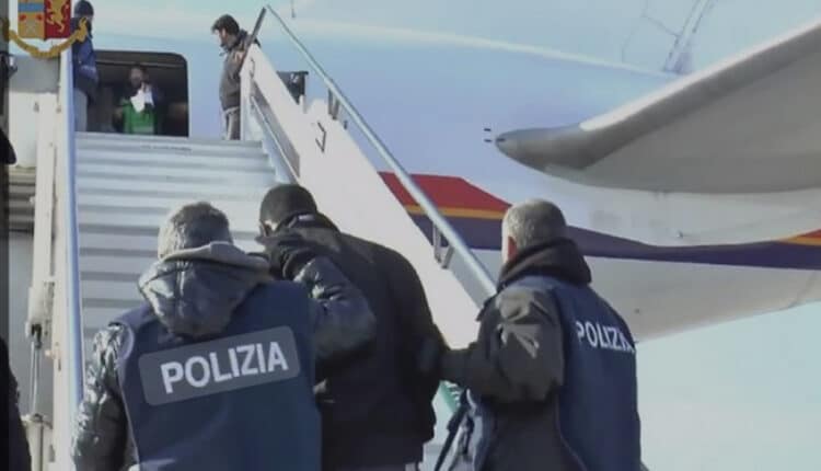 Bolzano: Fermati dalla Polizia di Stato un violentatore, uno spacciatore e un ladro seriale. Espulsi e scortati ai C.P.R.