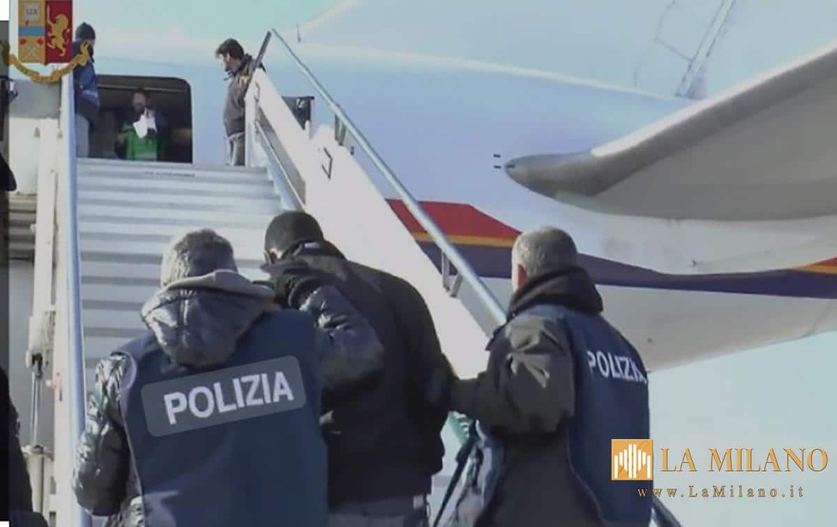 Bolzano: Fermati dalla Polizia di Stato un violentatore, uno spacciatore e un ladro seriale. Espulsi e scortati ai C.P.R.