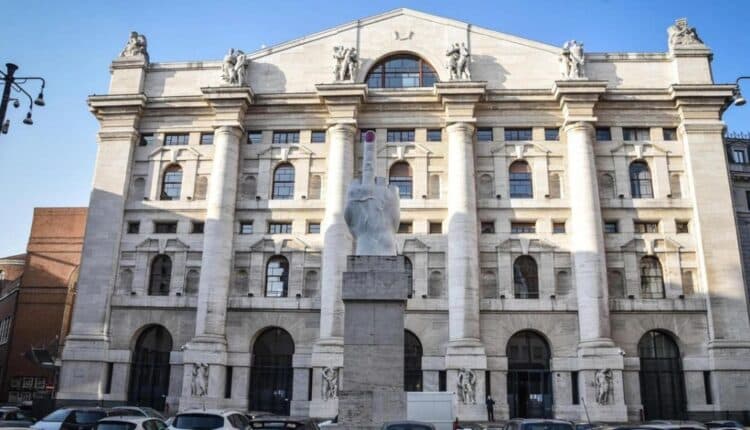 Borse europee e asiatiche in forte calo dopo l'annuncio di Trump per i dazi reciproci a tutti i Paesi