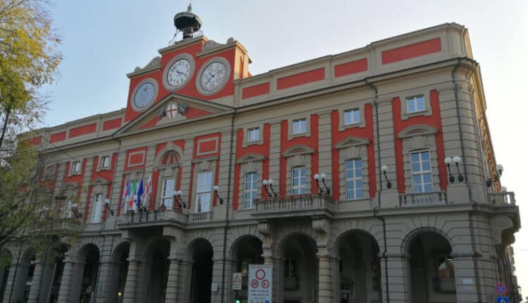 Alessandria: All'ITIS "Volta", la mostra fotografica "100 anni di pace"