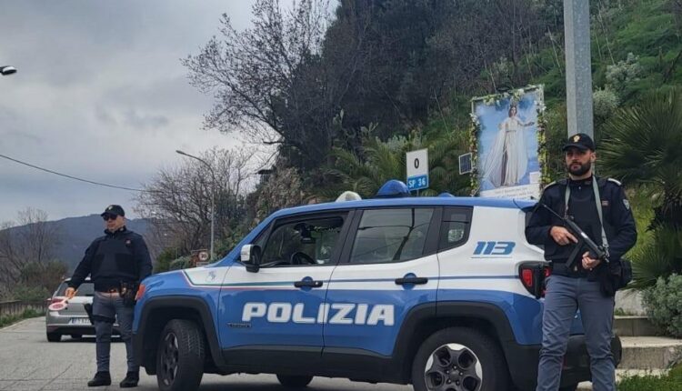 Crotone, controlli della Polizia su persone, veicoli e attività a Petilia Policastro e Mesoraca
