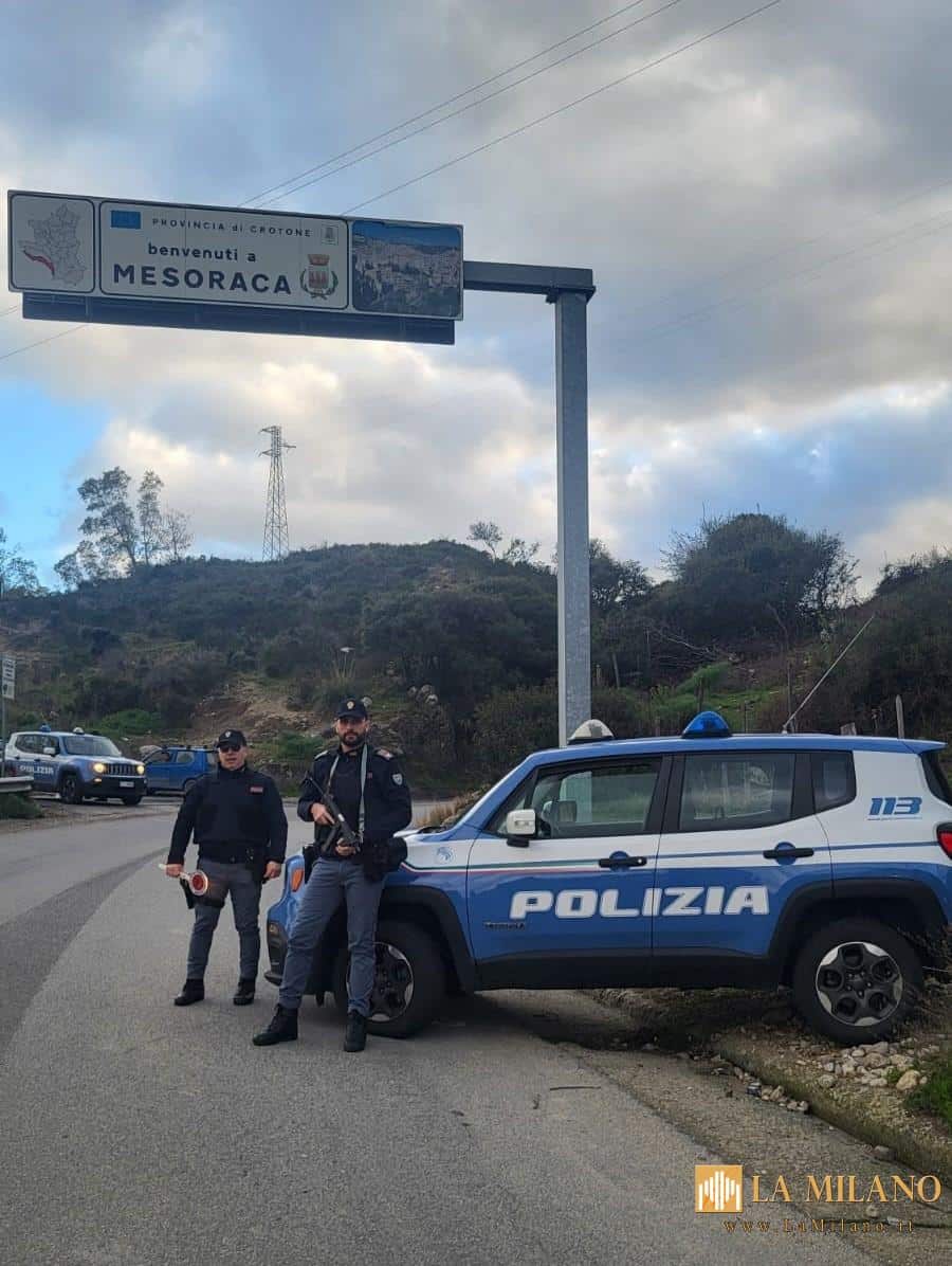 Crotone, controlli della Polizia su persone, veicoli e attività a Petilia Policastro e Mesoraca