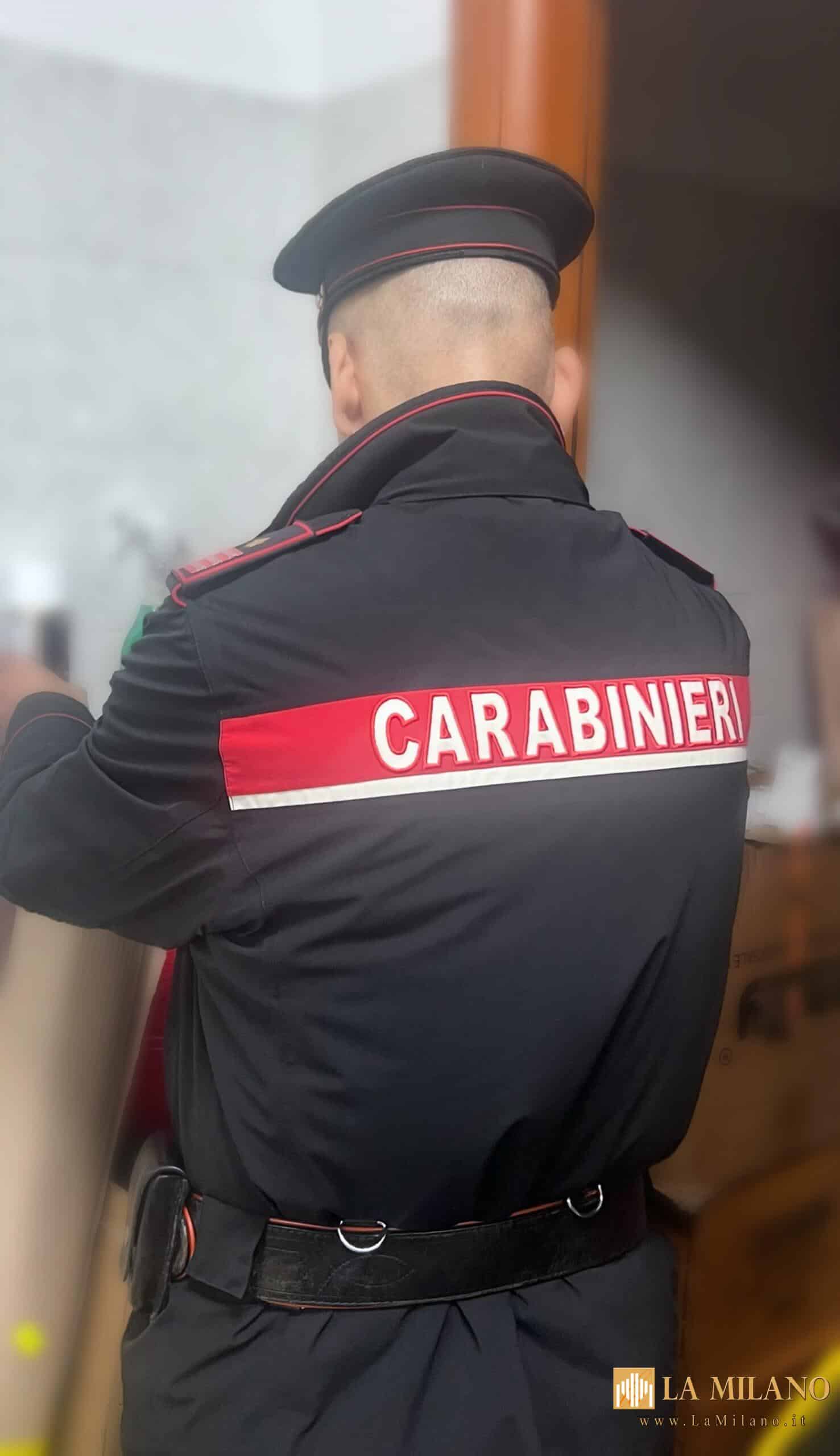 Messina: Arrestate 2 persone, rispettivamente per spaccio e per detenzione illegale di armi clandestine